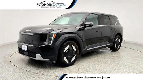 2024 Kia EV9 Light Long Range