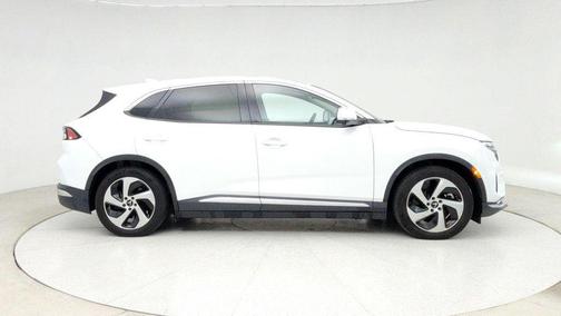 2023 VinFast VF 8 Eco AWD 82 kWh