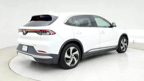 2023 VinFast VF 8 Eco AWD 82 kWh