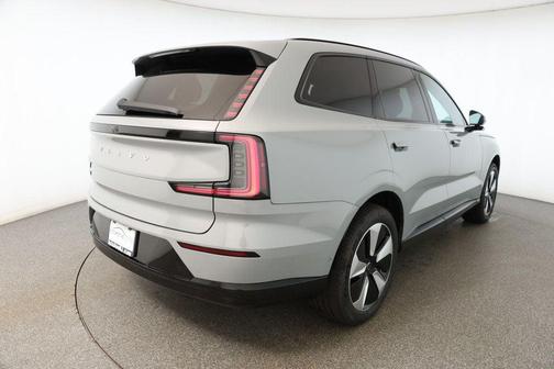 2025 Volvo EX90 Twin Motor Plus