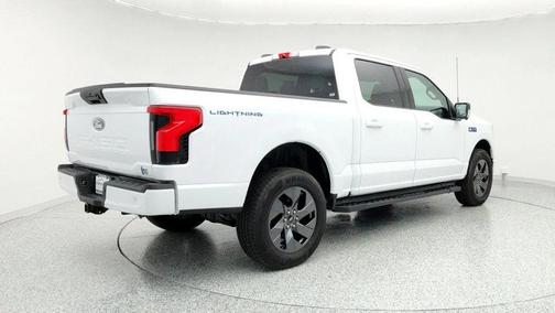 2025 Ford F-150 Lightning Pro