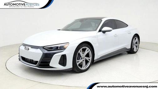 2024 Audi e-tron GT Prestige quattro