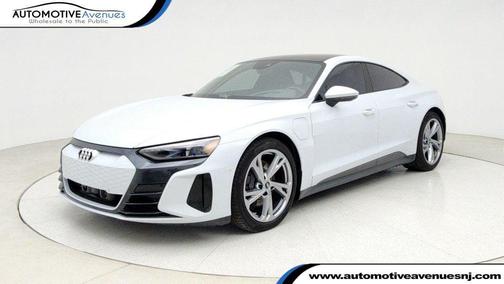 2024 Audi e-tron GT Prestige quattro