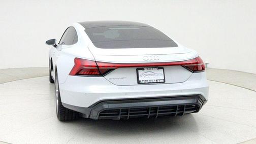 2024 Audi e-tron GT Prestige quattro