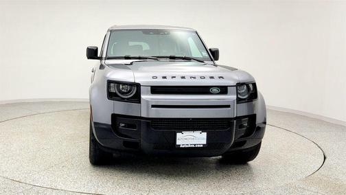 2024 Land Rover Defender 130 P400 X-Dynamic SE