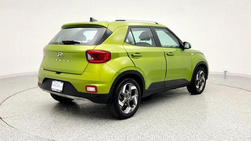 2021 Hyundai VENUE SEL