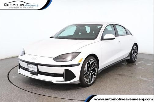 2025 Hyundai IONIQ 6 SEL