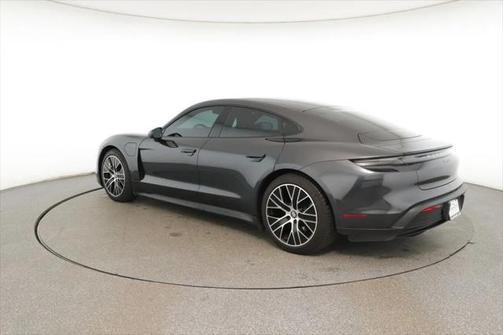 2022 Porsche Taycan RWD