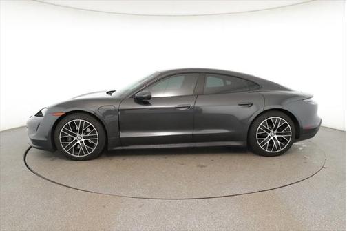 2022 Porsche Taycan RWD