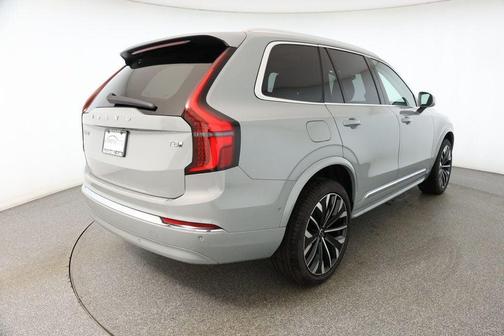 2025 Volvo XC90 Plug-In Hybrid T8 Plus 7-Seater