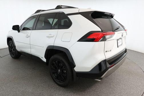 2023 Toyota RAV4 Hybrid SE