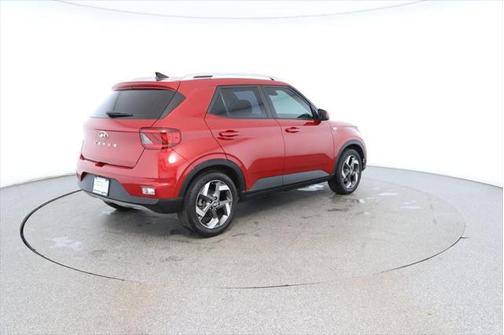 2022 Hyundai VENUE SEL