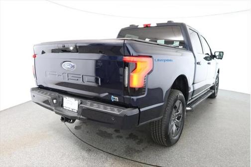 2023 Ford F-150 Lightning XLT