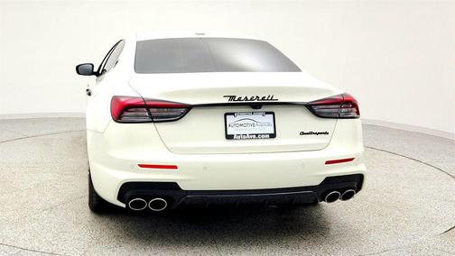 2022 Maserati Quattroporte Modena