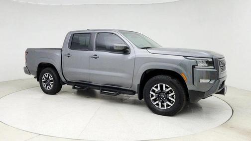 2024 Nissan Frontier SL