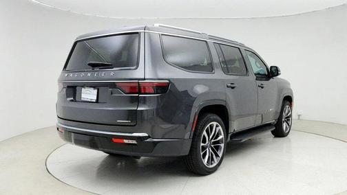 2022 Jeep Wagoneer Series II 4x4