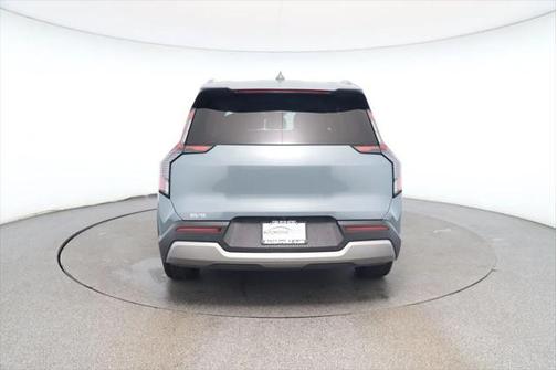 2024 Kia EV9 Wind