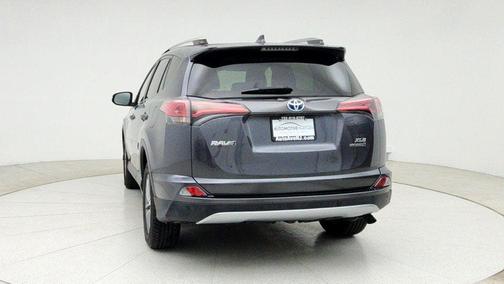 2017 Toyota RAV4 Hybrid XLE