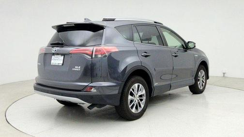 2017 Toyota RAV4 Hybrid XLE