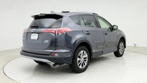 2017 Toyota RAV4 Hybrid XLE