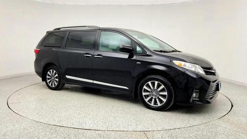 2020 Toyota Sienna XLE Premium