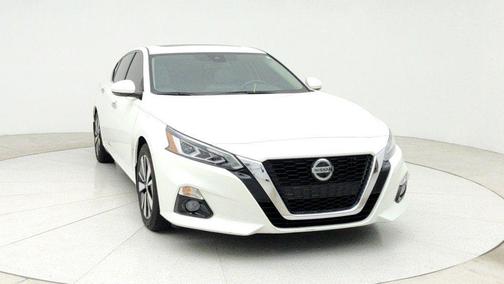 2022 Nissan Altima 2.5 SL