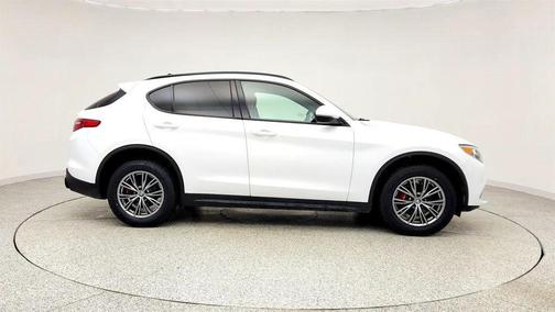 2023 Alfa Romeo Stelvio Sprint RWD