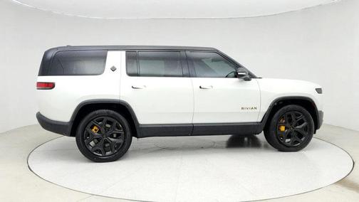 2022 Rivian R1S Launch Edition