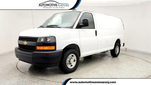 2024 Chevrolet Express 2500 RWD 2500 Regular Wheelbase WT