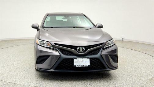 Predawn Gray Mica 2018 Toyota Camry SE
