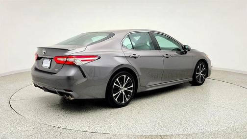 Predawn Gray Mica 2018 Toyota Camry SE