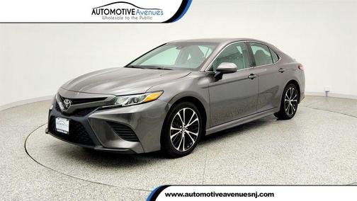 Predawn Gray Mica 2018 Toyota Camry SE