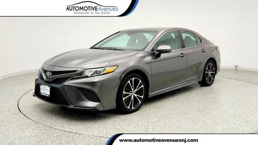 Predawn Gray Mica 2018 Toyota Camry SE