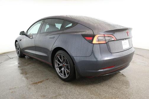 2022 Tesla Model 3 Standard Range