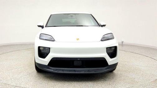 2025 Porsche Macan 4