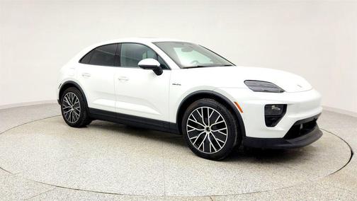 2025 Porsche Macan 4