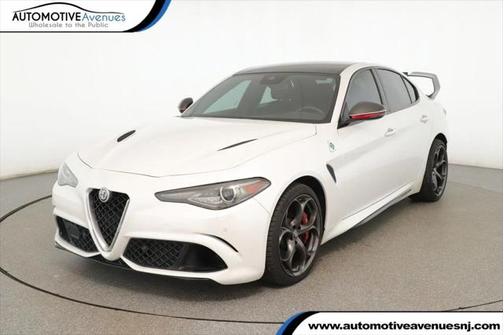 2019 Alfa Romeo Giulia Quadrifoglio
