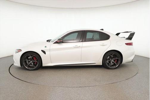 2019 Alfa Romeo Giulia Quadrifoglio