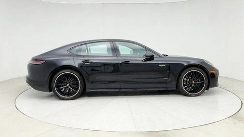2023 Porsche Panamera 4S