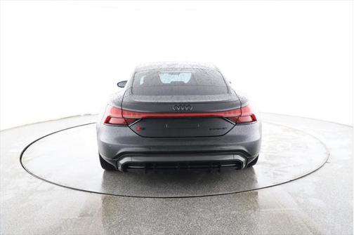 2022 Audi RS e-tron GT quattro