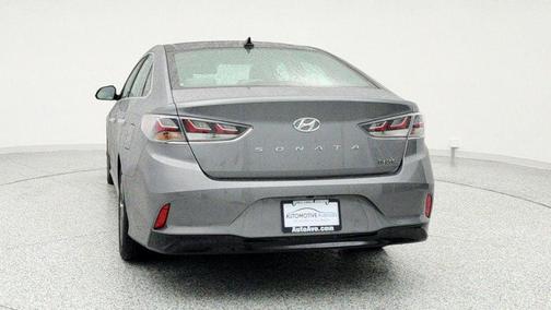2018 Hyundai SONATA Hybrid Limited