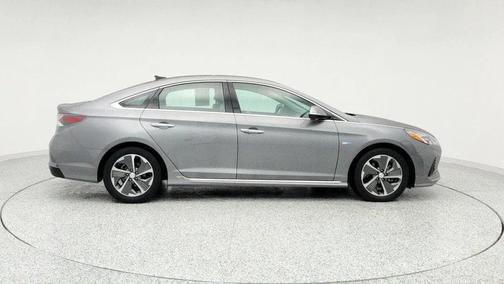 2018 Hyundai SONATA Hybrid Limited