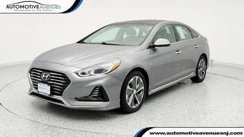 2018 Hyundai SONATA Hybrid Limited