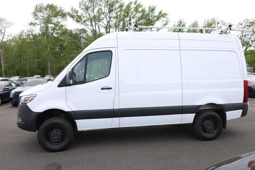 Arctic White 2022 Mercedes-Benz Sprinter 2500 High Roof