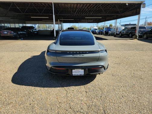 2020 Porsche Taycan Turbo