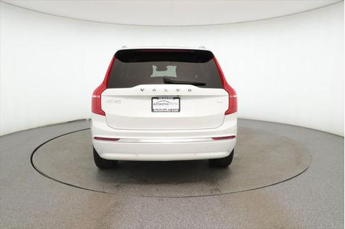 2023 Volvo XC90 Recharge Plug-In Hybrid T8 Plus Bright Theme 7-Seater