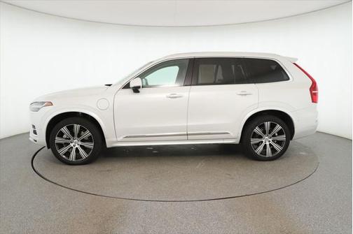 2023 Volvo XC90 Recharge Plug-In Hybrid T8 Plus Bright Theme 7-Seater