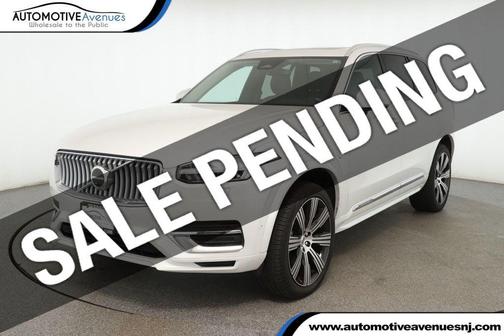 2023 Volvo XC90 Recharge Plug-In Hybrid T8 Plus Bright Theme 7-Seater