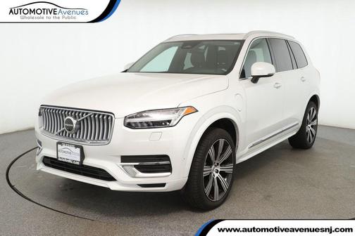 2023 Volvo XC90 Recharge Plug-In Hybrid T8 Plus Bright Theme 7-Seater