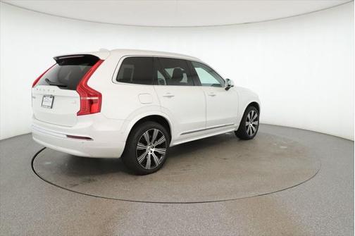 2023 Volvo XC90 Recharge Plug-In Hybrid T8 Plus Bright Theme 7-Seater